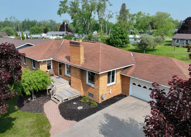 Property at 209 Princeton Ave, Alpena, MI 49707, 3 beds, 1 bath