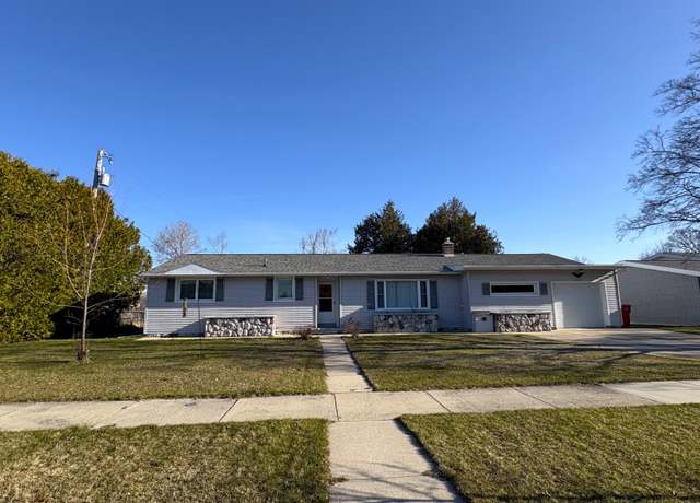 Property at 2141 S First Ave, Alpena, MI 49707, 3 beds, 2 baths