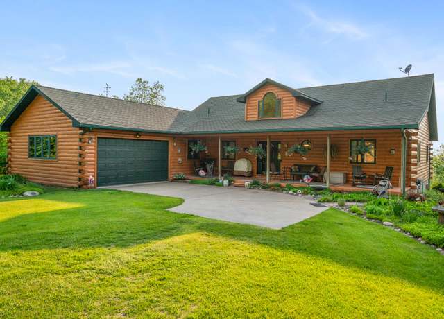 Property at 10077 Royal Coachman Trl, Gaylord, MI 49735, 3 beds, 2.5 baths