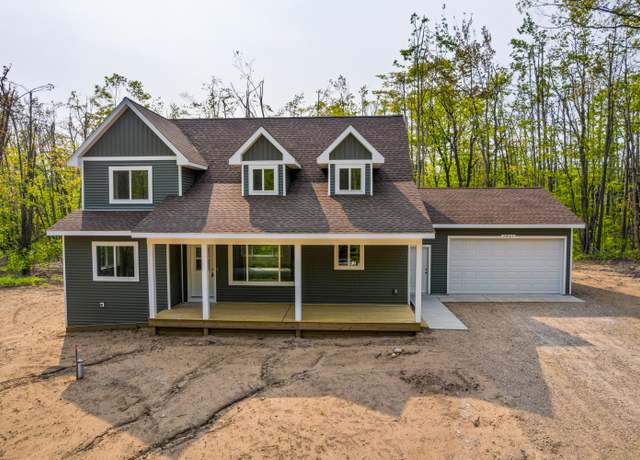 Property at 7805 Gray Hawk Ct, Gaylord, MI 49735, 3 beds, 2.5 baths