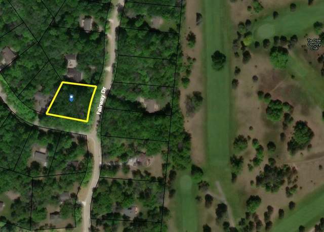 Property at 34 Fairway Dr, Roscommon, MI 48653