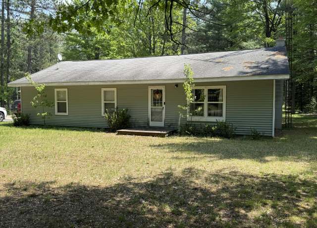 Property at 114 Shirley Ln, Roscommon, MI 48653, 2 beds, 2 baths