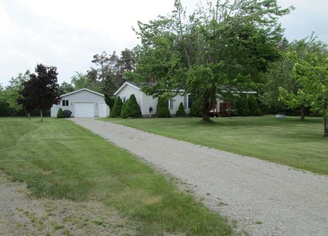 Property at 5189 Pinecrest Dr, Lewiston, MI 49756, 2 beds, 2 baths