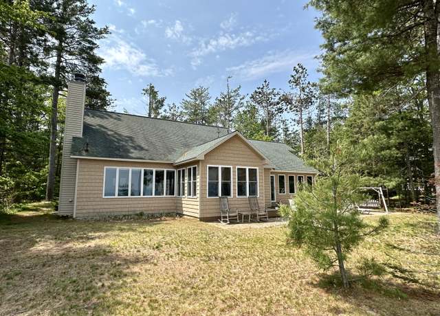 Property at 9615 Highbanks Dr, Cheboygan, MI 49721, 3 beds, 2.5 baths