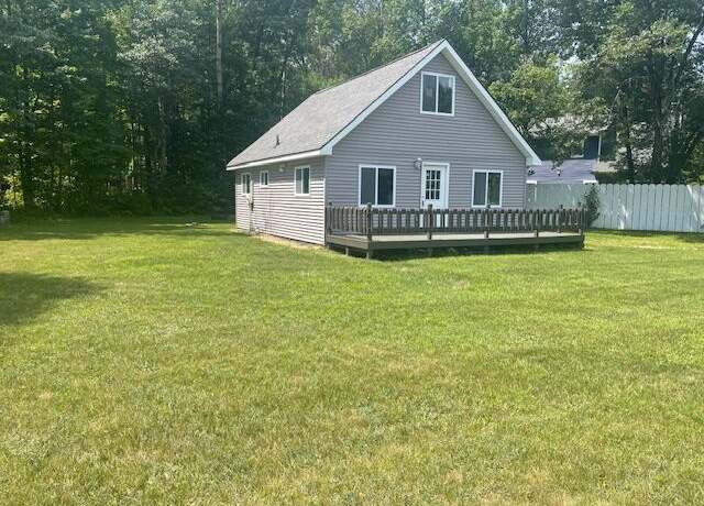 Property at 3860 Tower Hl, Houghton Lake, MI 48629, 3 beds, 1 bath