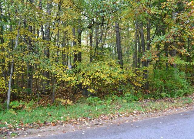 Property at 689 White Birch Dr, Houghton Lake, MI 48629