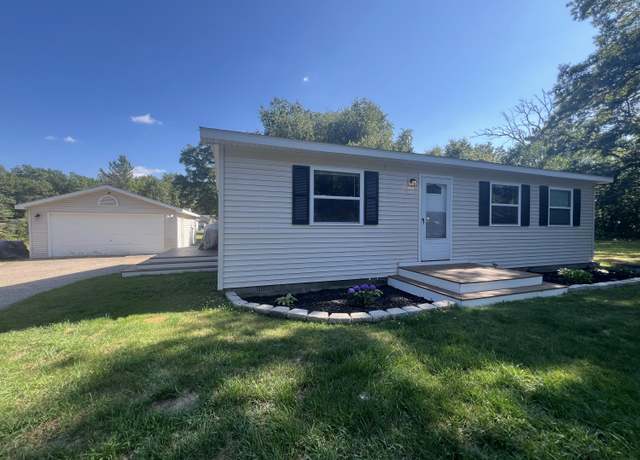 Property at 105 Acorn Ln, Houghton Lake, MI 48629, 2 beds, 1.5 baths