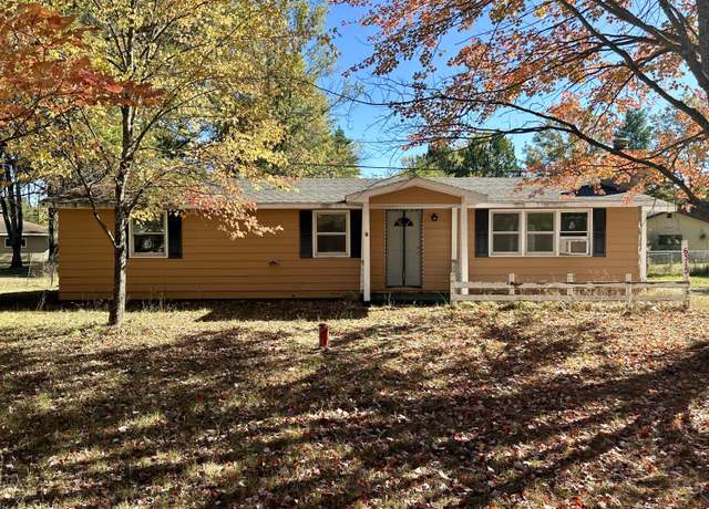 Property at 6315 Old Lake Rd, Grayling, MI 49738, 3 beds, 1.5 baths