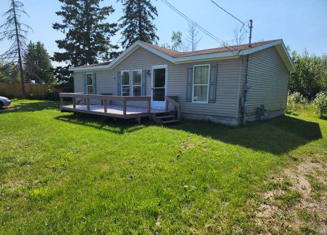 Property at 821 N Western Ave, Cheboygan, MI 49721, 3 beds, 2 baths