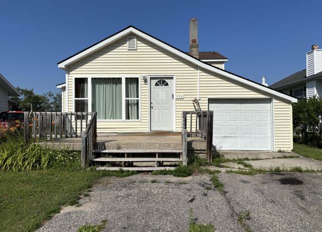 Property at 776 S Second St, Rogers City, MI 49779, 6 beds, 2 baths