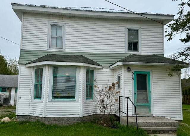 Property at 545 Duncan Ave Ave, Cheboygan, MI 49721, 3 beds, 2 baths