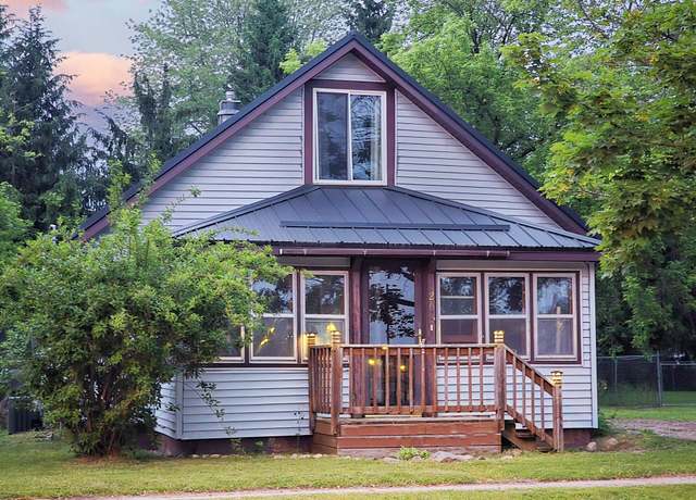 Property at 126 Tonkin St, Beaverton, MI 48612, 3 beds, 1 bath