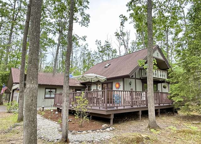 Property at 6303 Wolverine Trl, Gaylord, MI 49735, 3 beds, 2.5 baths