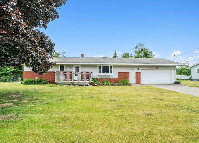 Property at 805 West St, Gaylord, MI 49735, 3 beds, 1.5 baths