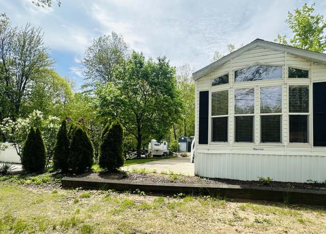 Property at 2757 Owens Dr #224, Houghton Lake, MI 48629, 1 bed, 1 bath