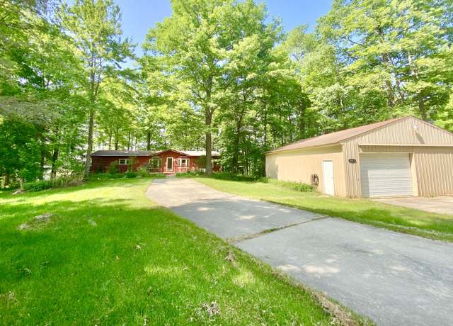 Property at 4331 S Canal Dr, Harrison, MI 48625, 3 beds, 2.5 baths