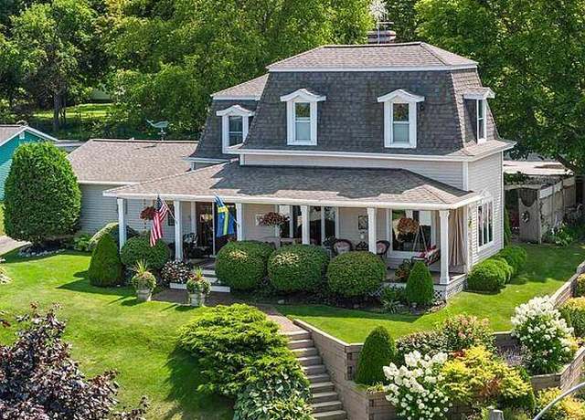 Property at 402 Beech St, Petoskey, MI 49770, 4 beds, 2 baths