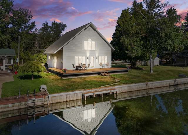 Property at 424 Ottawa Ln, Prudenville, MI 48651, 3 beds, 2 baths