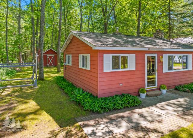 Property at 2931 Boulan Dr, Lewiston, MI 49756, 2 beds, 1 bath