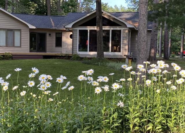 Property at 6578 St Andrews Dr, Gaylord, MI 49735, 3 beds, 2 baths