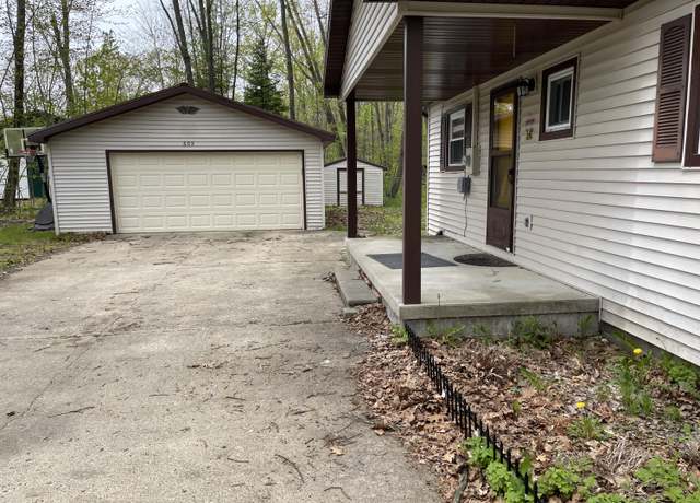 Property at 605 Englewood Dr, Roscommon, MI 48653, 2 beds, 1 bath