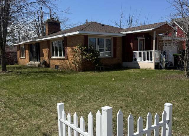 Property at 220 E Second St, Gaylord, MI 49735, 3 beds, 2 baths