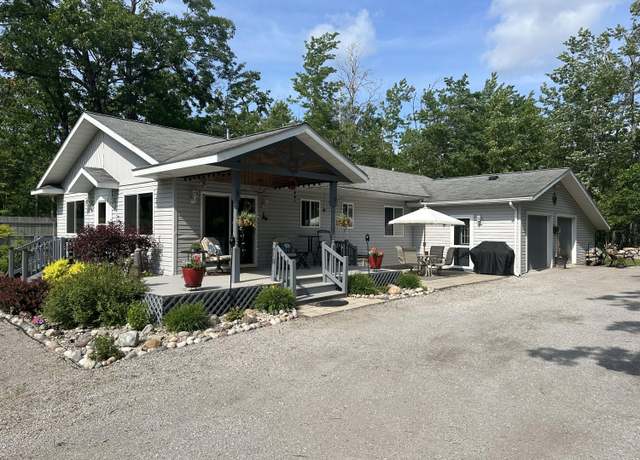 Property at 2131 Big Buck Dr, Lewiston, MI 49756, 3 beds, 2 baths