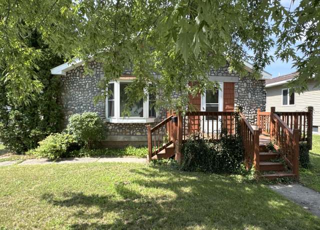 Property at 314 W Lincoln St, Alpena, MI 49707, 2 beds, 1 bath