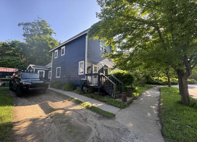 Property at 215 W Lake St, Petoskey, MI 49770, 4 beds, 1 bath
