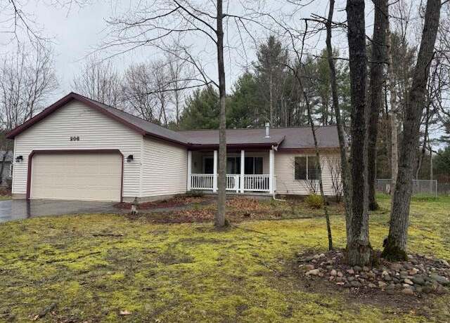 Property at 206 Great Oak Dr, Roscommon, MI 48653, 3 beds, 2 baths