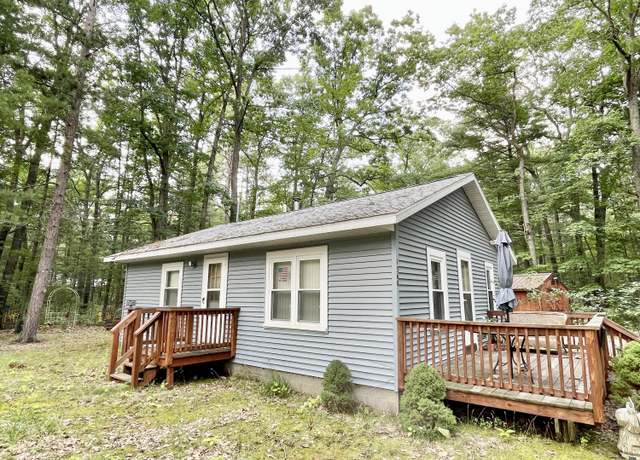 Property at 1360 Woodland Dr, Lewiston, MI 49756, 2 beds, 1 bath