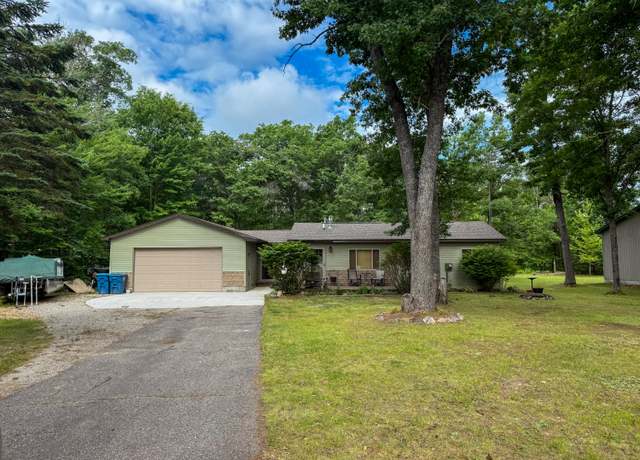 Property at 206 Autumn Ln, Roscommon, MI 48653, 3 beds, 2 baths
