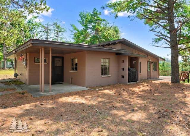 Property at 21402 Dowsett Trl, Atlanta, MI 49709, 2 beds, 1 bath