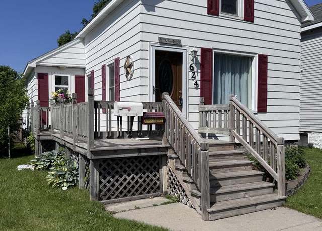 Property at 624 W Miller St, Alpena, MI 49707, 3 beds, 1 bath