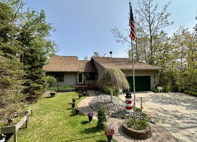 Property at 12039 Mackinaw Straits Dr, Cheboygan, MI 49721, 3 beds, 2.5 baths