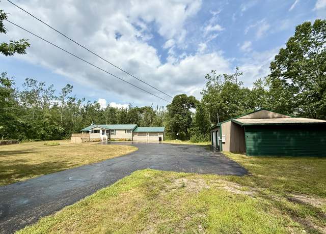 Property at 1560 Arrowhead Trl, Gaylord, MI 49735, 3 beds, 3 baths