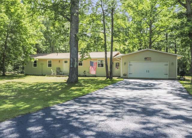Property at 7950 Sturgeon Valley Dr, Indian River, MI 49749, 3 beds, 1.5 baths