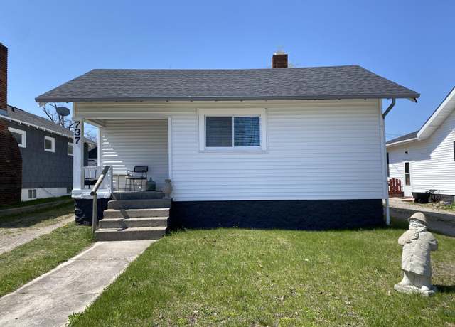 Property at 737 S First St, Rogers City, MI 49779, 2 beds, 1 bath