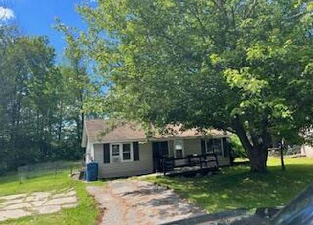 Property at 141 Nottingham Dr, Houghton Lake, MI 48629, 2 beds, 1 bath