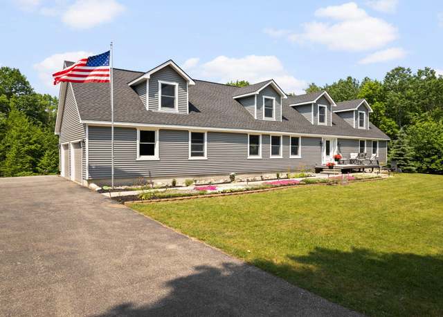 Property at 11758 Woodview Trl, Gaylord, MI 49735, 6 beds, 5.5 baths