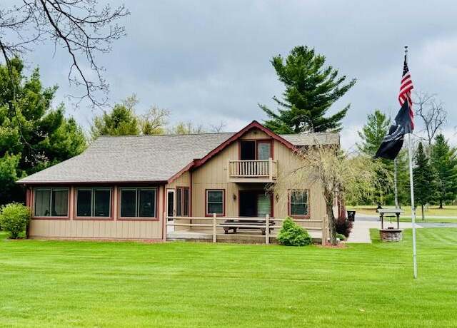 Property at 1071 Eagle Dr, St. Helen, MI 48656, 3 beds, 1.5 baths
