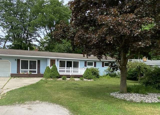 Property at 152 Colorado Rd, Alpena, MI 49707, 4 beds, 2 baths