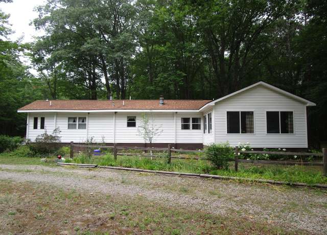 Property at 541 Ranch Rd, Indian River, MI 49749, 2 beds, 2 baths