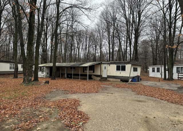 Property at 4726 Luanne Ln, Traverse City, MI 49685, 2 beds, 1 bath