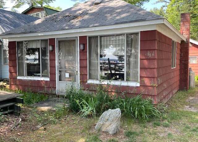 Property at 423 Clare Blvd, Roscommon, MI 48653, 2 beds, 1 bath