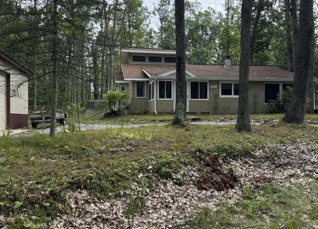 Property at 6615 Bainter Dr, Johannesburg, MI 49751, 3 beds, 2 baths