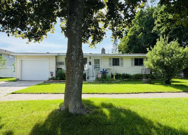 Property at 326 N Addison St, Alpena, MI 49707, 3 beds, 1 bath