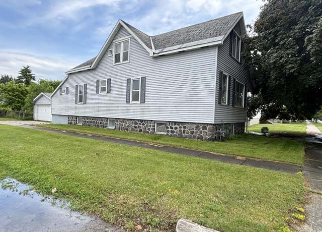 Property at 427 Avery St, Alpena, MI 49707, 3 beds, 1 bath