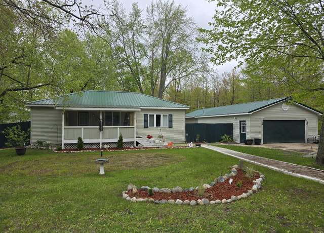 Property at 8393 E West Branch Rd, St. Helen, MI 48656, 3 beds, 1.5 baths