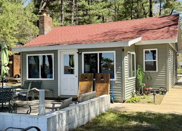 Property at 6299 Woodland Dr, Oscoda, MI 48750, 3 beds, 1 bath